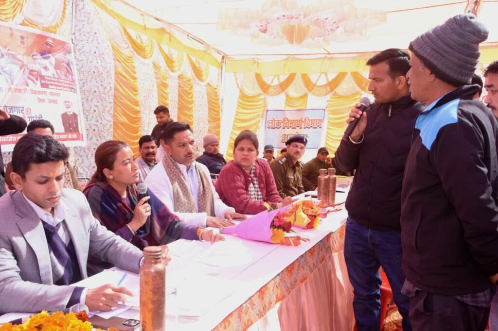 सोमेश्वर विधानसभा के ग्वालकोट में “जन-जन की सरकार जन जन के द्वार” कार्यक्रम आयोजित, 400 से ज्यादा लोग हुए लाभान्वित