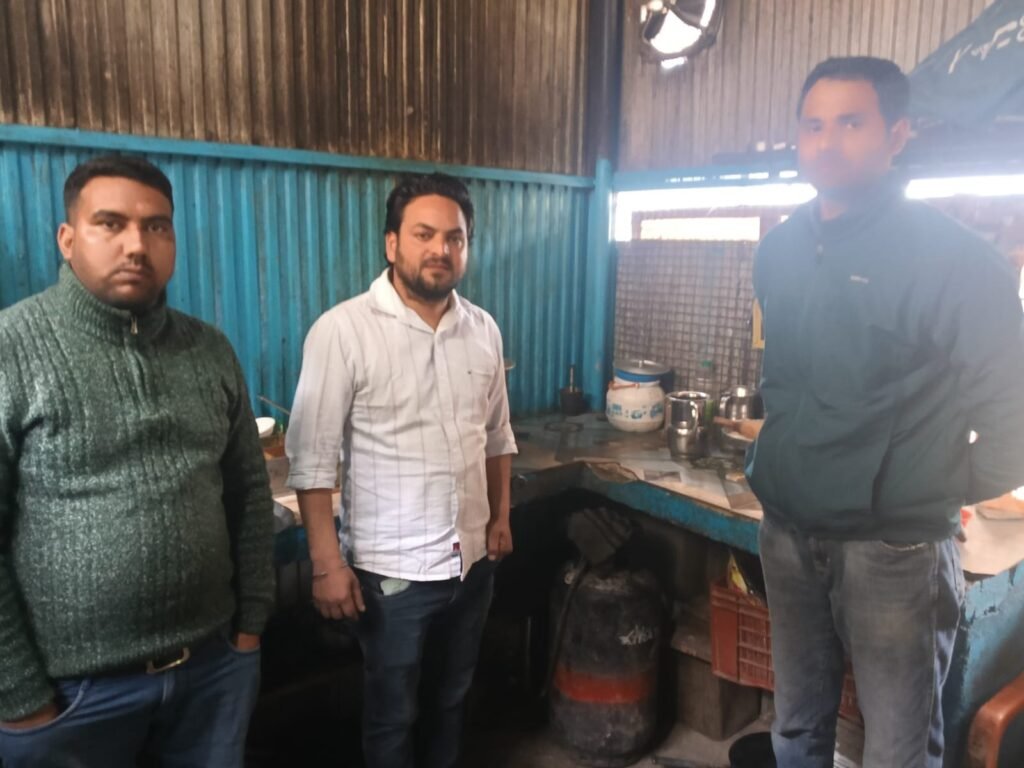 एलपीजी आपूर्ति व्यवस्था पर सख़्ती, जनपद में 60 प्रतिष्ठानों का औचक निरीक्षण