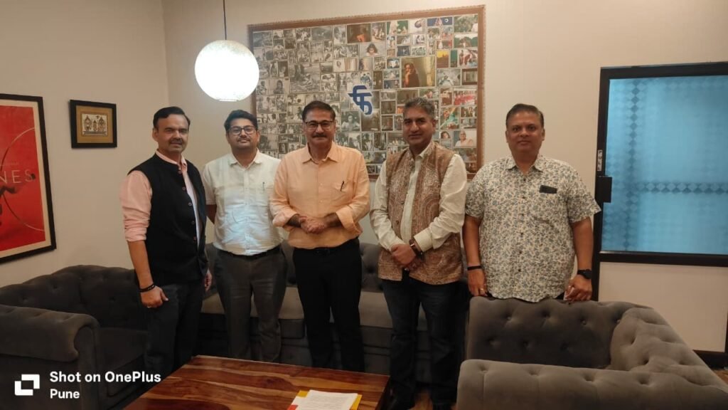 संस्कृत शिक्षा को नई दिशा देने की पहल, सचिव दीपक कुमार ने FTII और BORI में सहयोग की संभावनाएं तलाशीं
